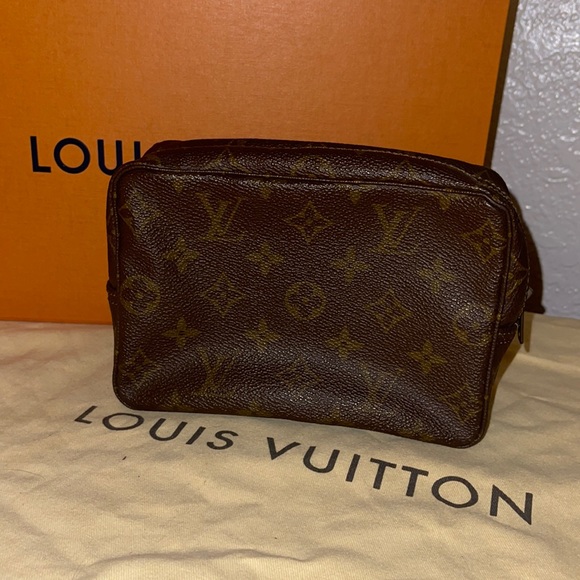Louis vuitton Borse da bagno per Donna | FASHIOLA.it